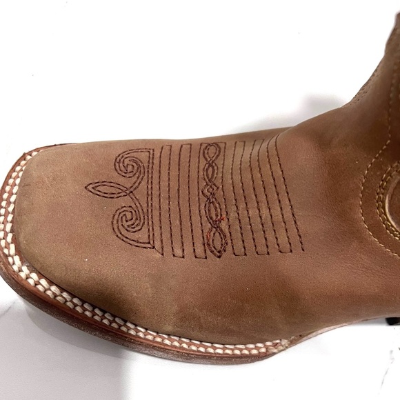 Brown Cowboy Boots with Sunflower Embroidery 5.5 - Picture 7 of 11